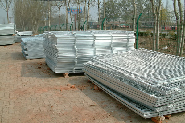Finished Galvanized Fence Panels in Stock