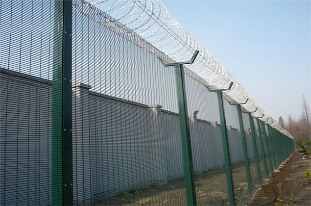 anti-climb fencing