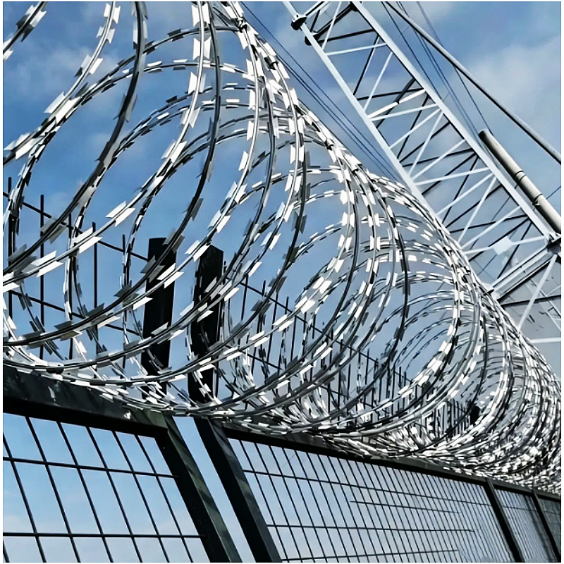 How Razor Barbed Wire Upgrades Existing Railway and Mining Fences